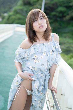 清纯靓丽